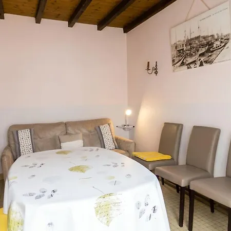 Charmante Maisonnette Proche A Noirmoutier, 4 Pers - Fr-1-823-18 * La Guérinière