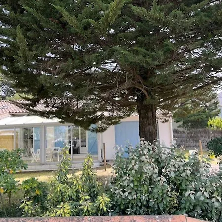 Charmante Maisonnette Proche A Noirmoutier, 4 Pers - Fr-1-823-18