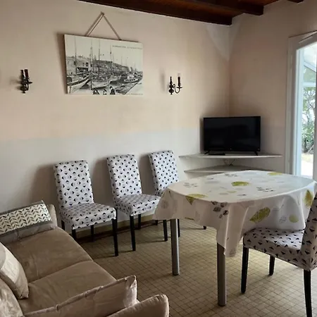 Charmante Maisonnette Proche A Noirmoutier, 4 Pers - Fr-1-823-18 بيت للعطل *